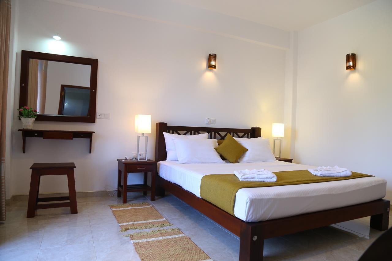 Hikka Regent Hotel Hikkaduwa Eksteriør billede